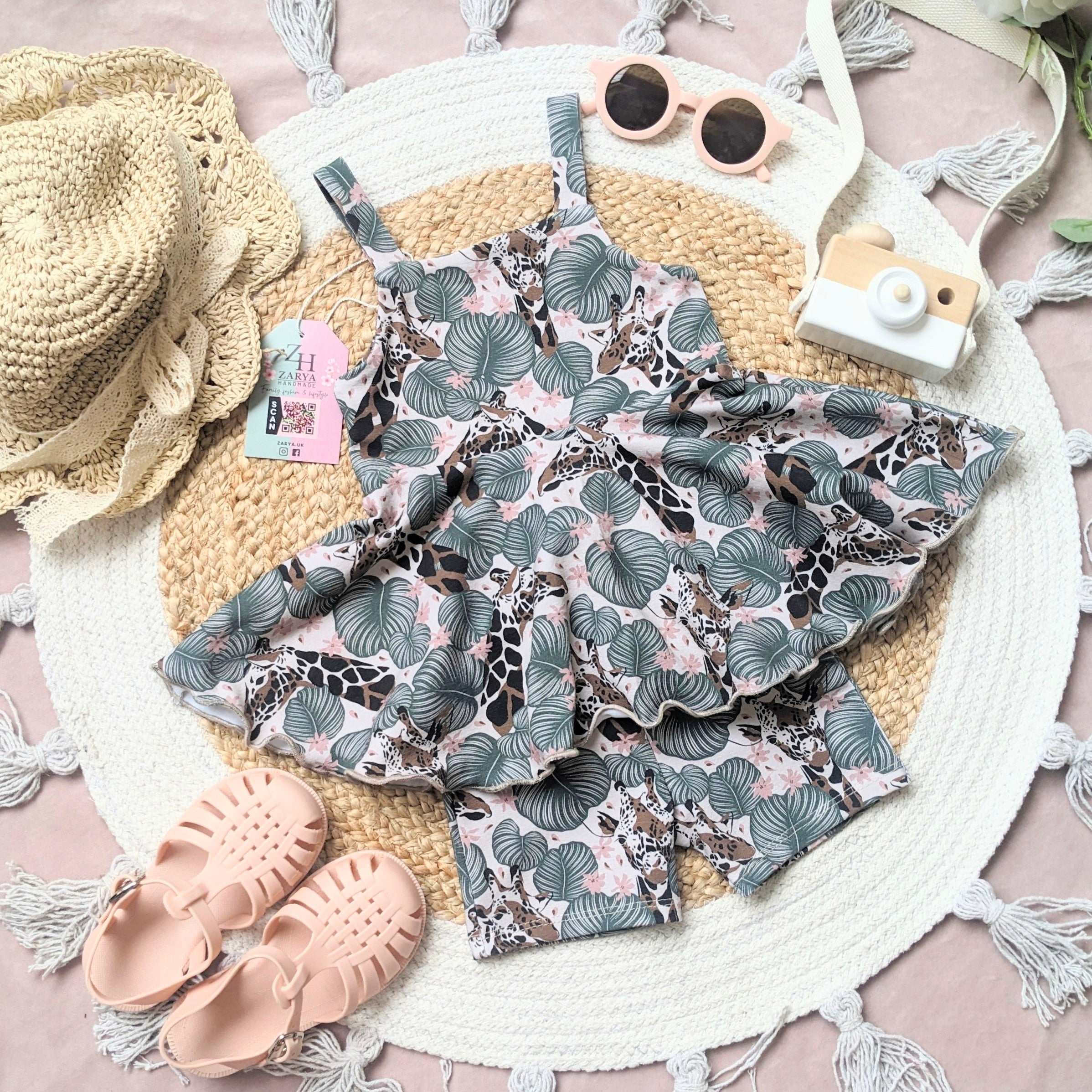Peplum & Shorts Set - Giraffe Foliage