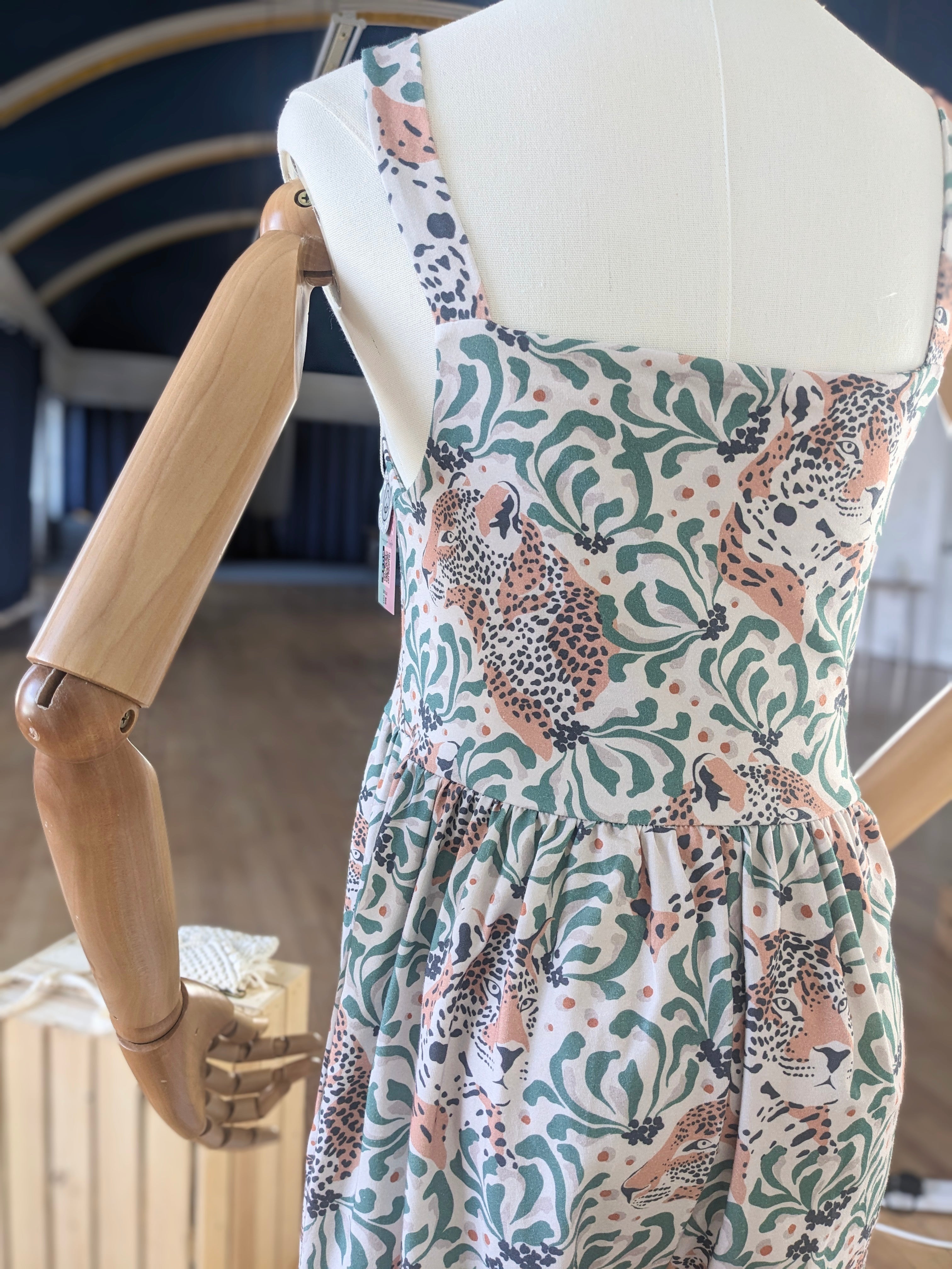 Women's Jumpsuit (Leopard Foliage)